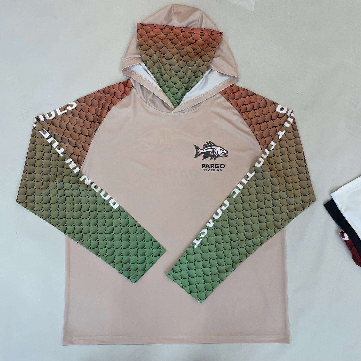 Pargo Performance Hoodie – Serie Escamas